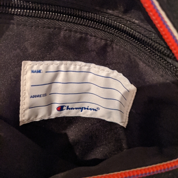Champion Sling Bag or Fanny Pack - Picture 7 of 13